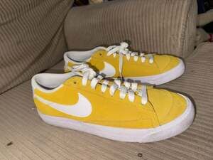 Nike Blazer Low '77 Suede Speed Yellow: